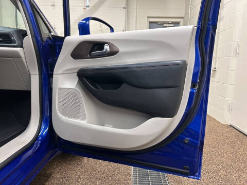 2019 Chrysler Pacifica Touring L Plus