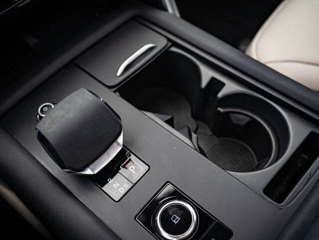 2023 Land Rover Discovery P360 S R-Dynamic