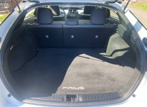 2016 Toyota Prius Two