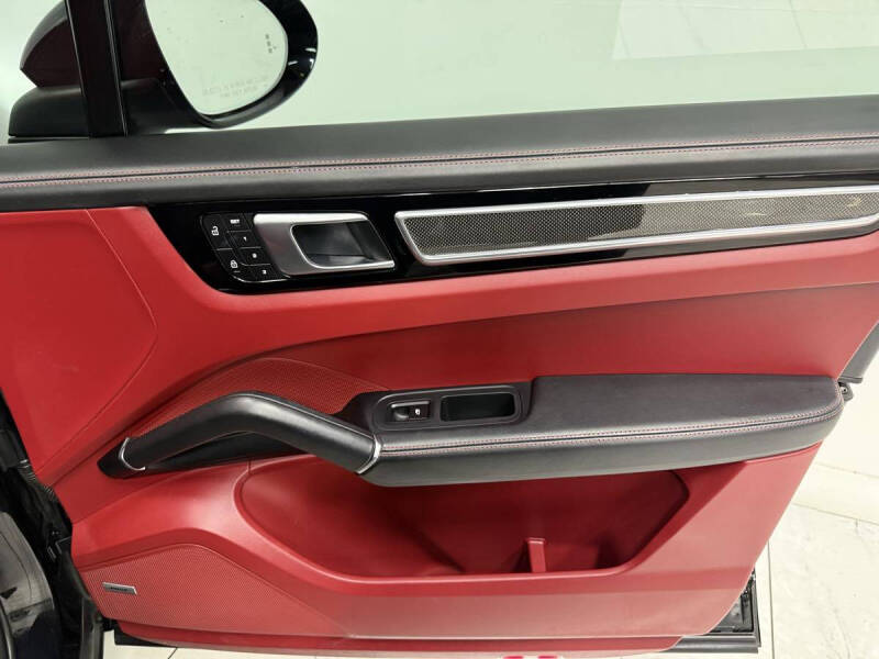 2022 Porsche Cayenne
