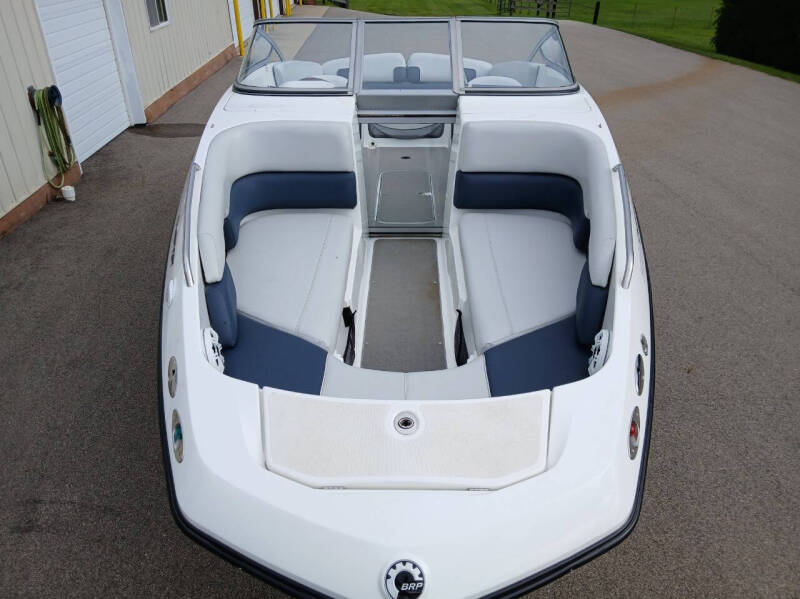 2008 Sea-Doo 230 Challenger