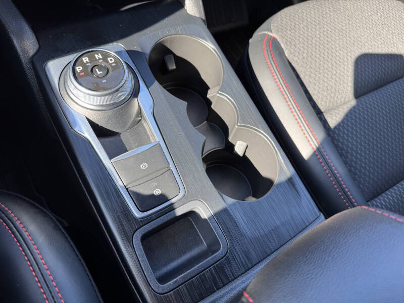 2023 Ford Escape ST-Line Elite