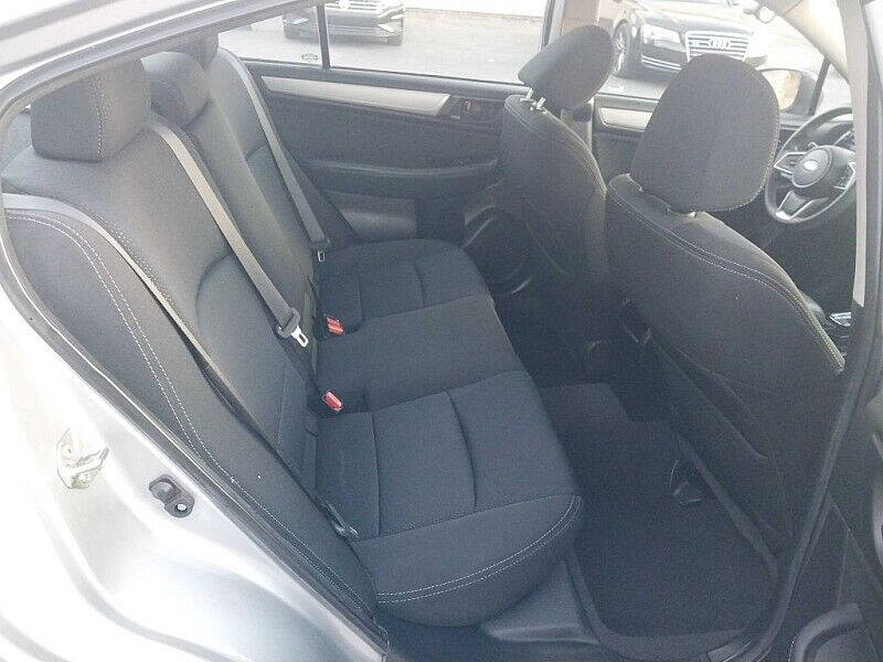 2019 Subaru Legacy 2.5i