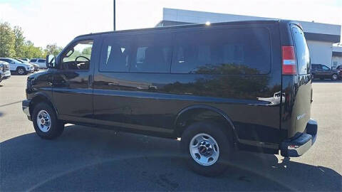 2025 GMC Savana LT 2500