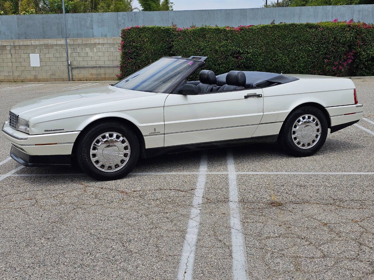 1993 Cadillac Allante 2