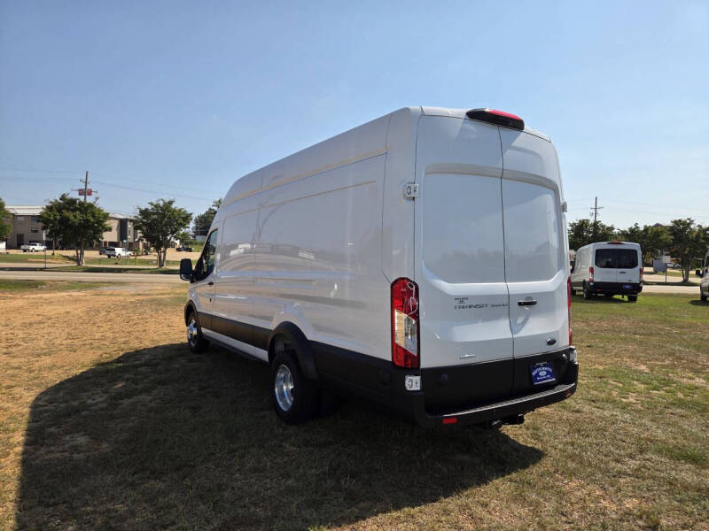 2025 Ford Transit 350 HD