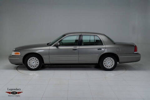 2003 Ford Crown Victoria