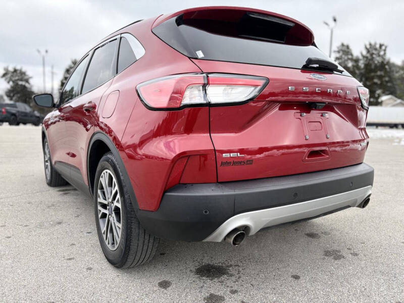 2020 Ford Escape SEL
