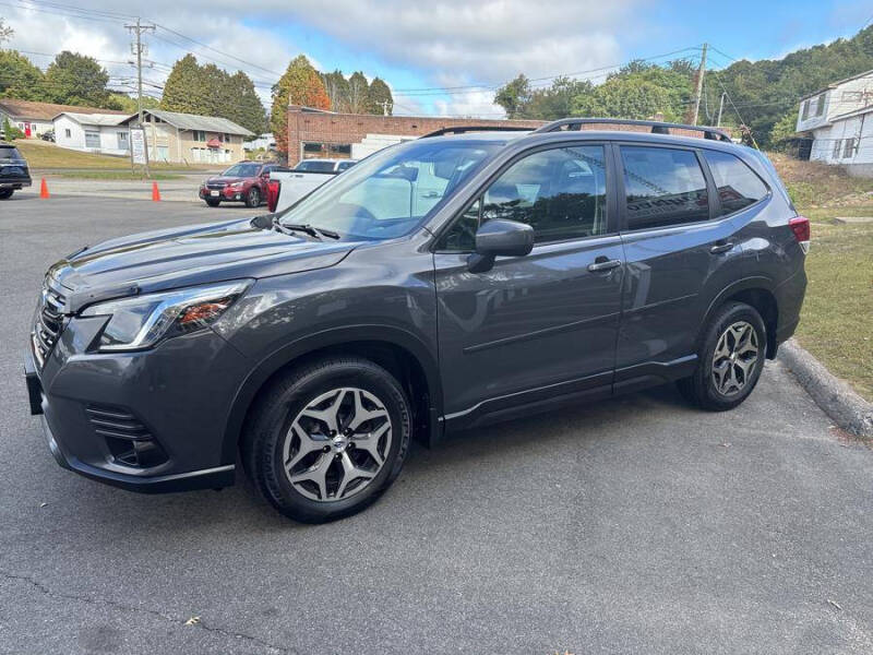 2022 Subaru Forester Premium