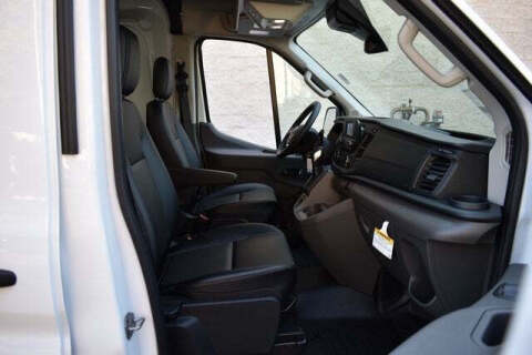 2024 Ford Transit 250