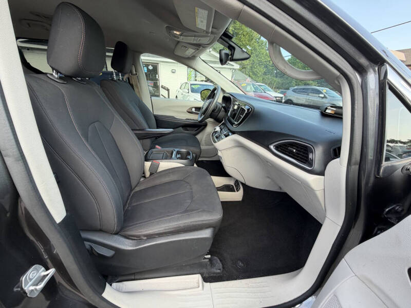 2018 Chrysler Pacifica Touring Plus