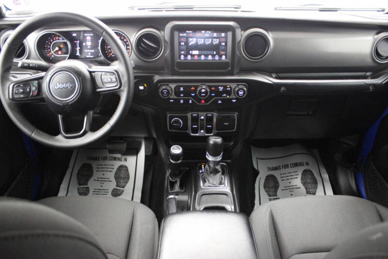 2023 Jeep Gladiator Willys