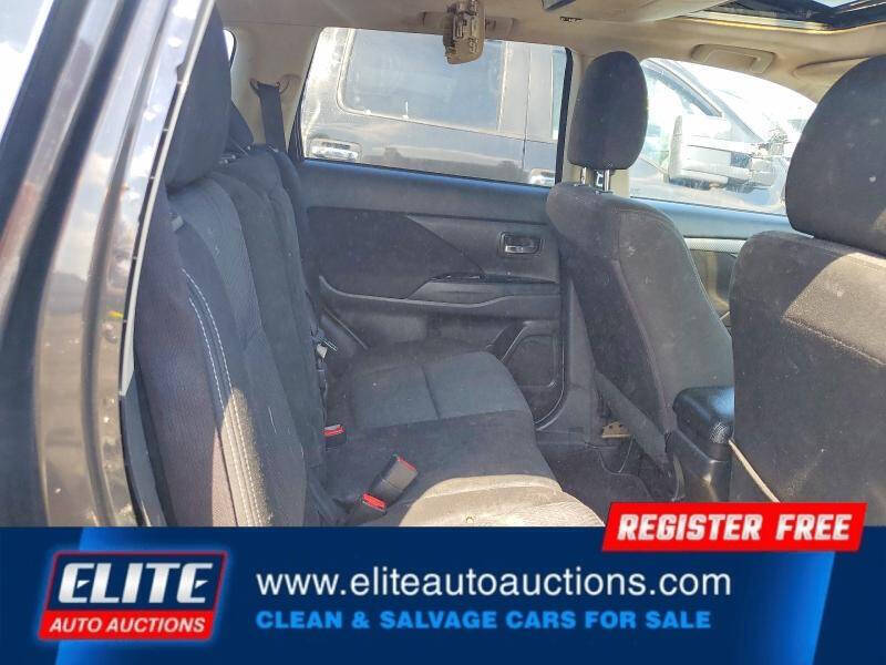 2017 Mitsubishi Outlander SE