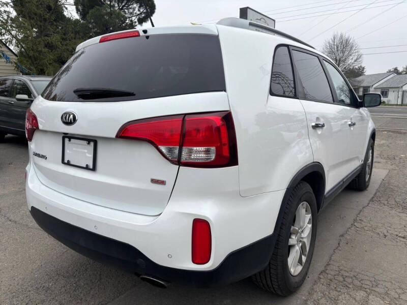 2014 Kia Sorento LX