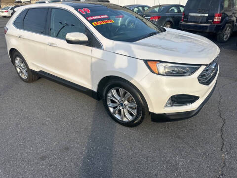 2019 Ford Edge Titanium