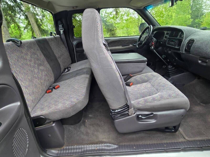 2001 Dodge Ram 3500 SLT Plus