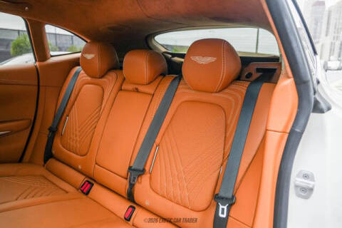 2021 Aston Martin DBX