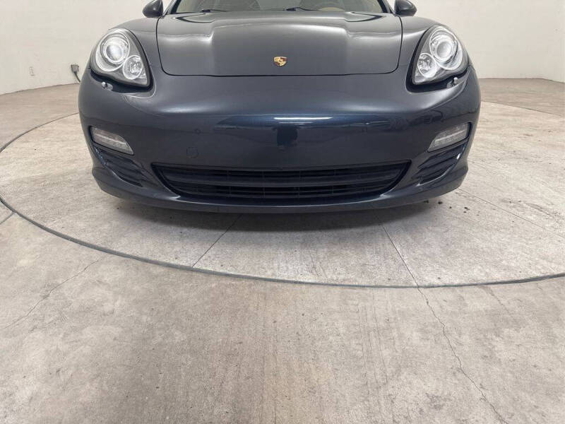 2012 Porsche Panamera 4
