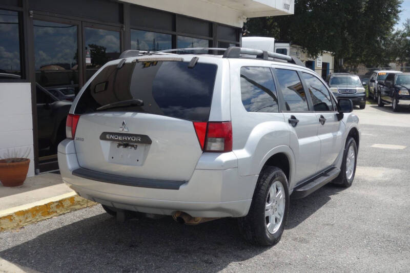 2008 Mitsubishi Endeavor LS