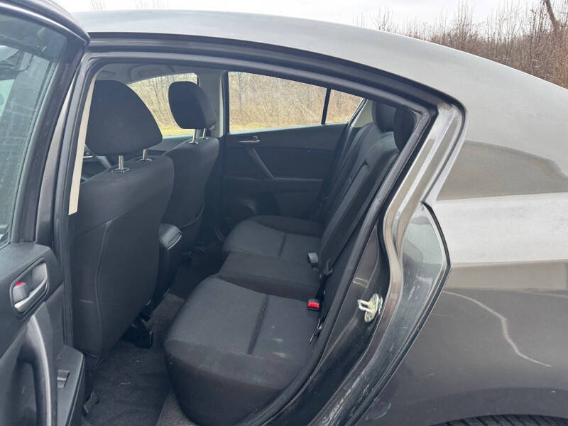 2011 Mazda MAZDA3 i Touring