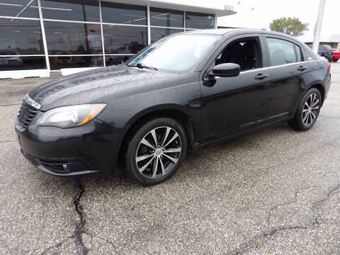 2013 Chrysler 200 Touring