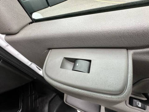 2023 Chevrolet Express 2500