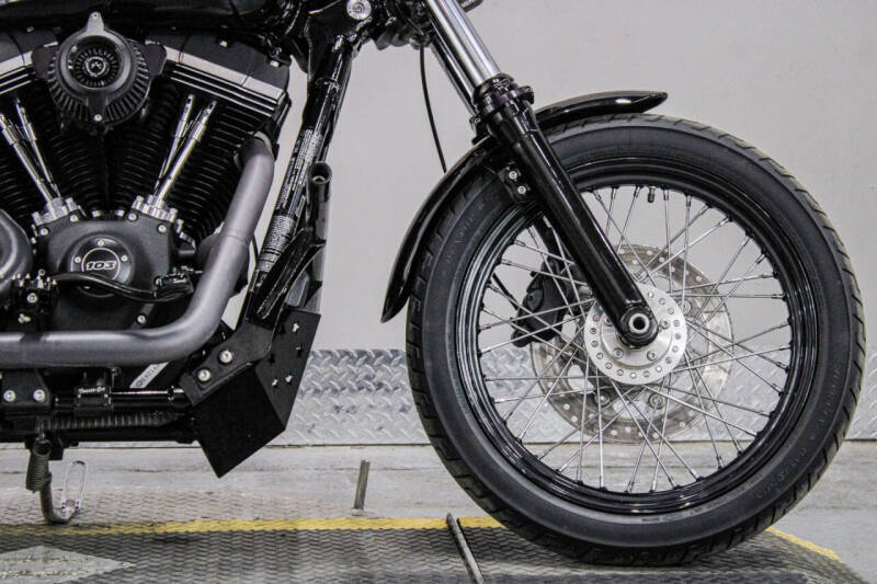 2016 Harley-Davidson Dyna Street Bob
