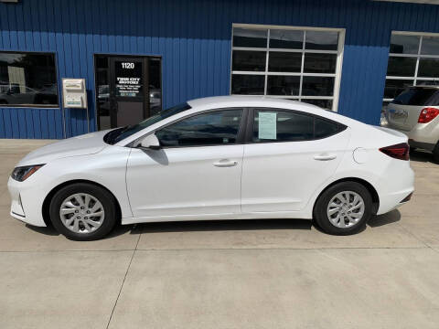 2019 Hyundai Elantra for sale at Twin City Motors in Grand Forks ND