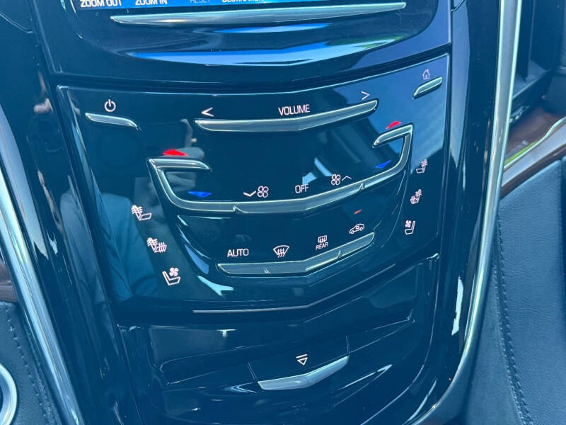 2017 Cadillac Escalade ESV Standard