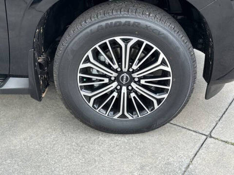 2025 Nissan Armada Platinum