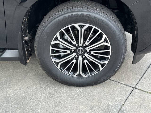 2025 Nissan Armada Platinum