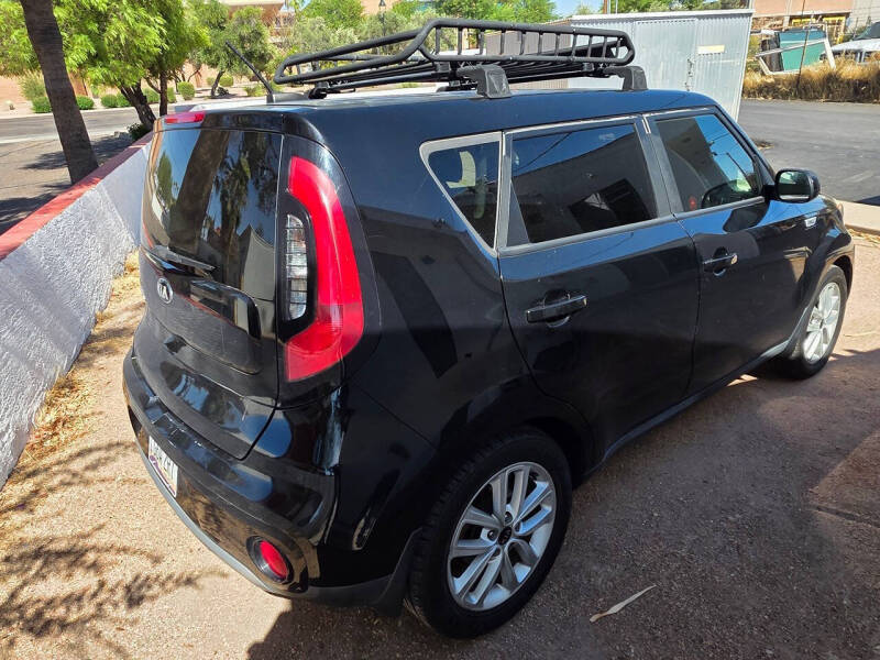 2017 Kia Soul +