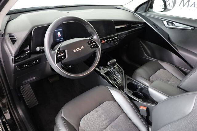 2023 Kia Niro EX