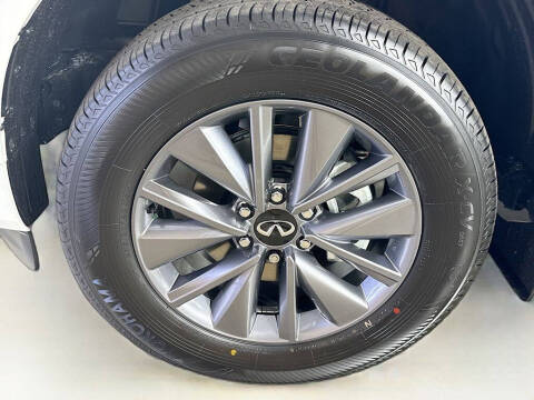 2026 Infiniti QX80 Pure