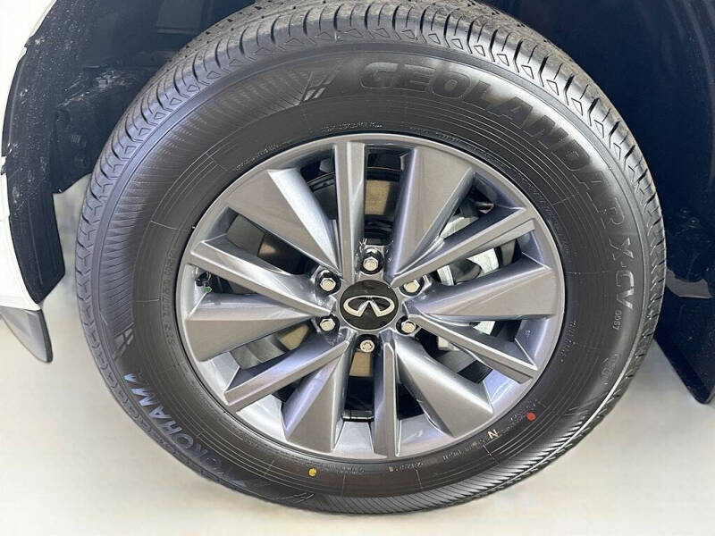 2026 Infiniti QX80 Pure