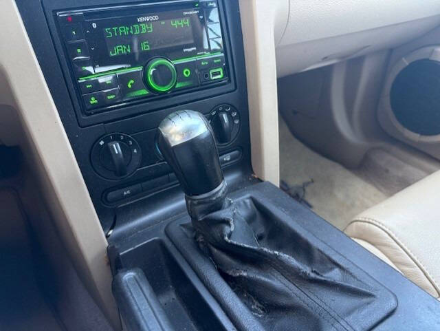 2005 Ford Mustang V6 Premium