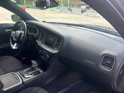 2016 Dodge Charger SXT