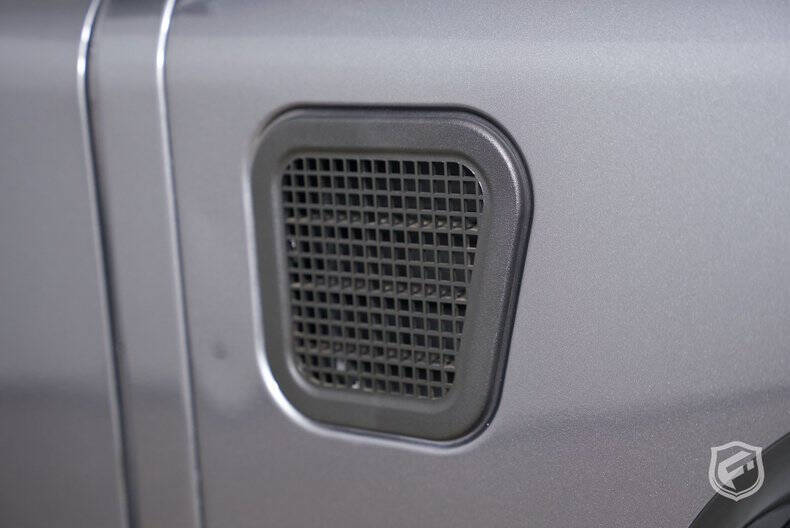 1991 Land Rover Defender