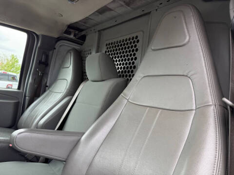 2019 Chevrolet Express 2500