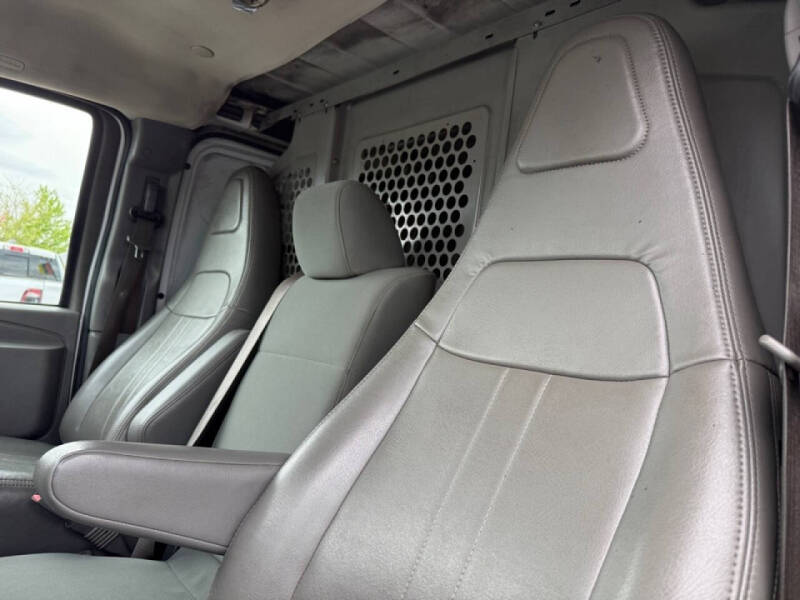 2019 Chevrolet Express 2500