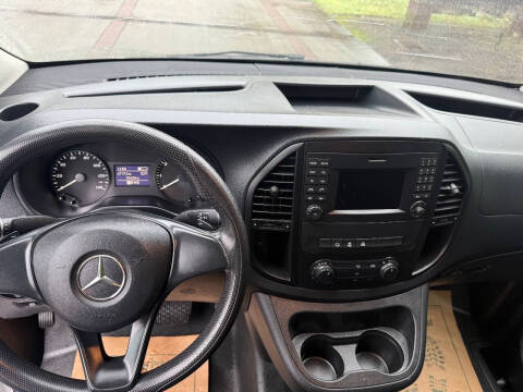 2018 Mercedes-Benz Metris