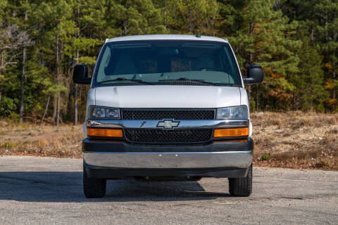 2017 Chevrolet Express LT 3500