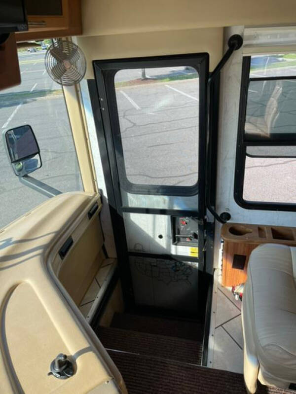 2007 Freightliner XCS Chassis
