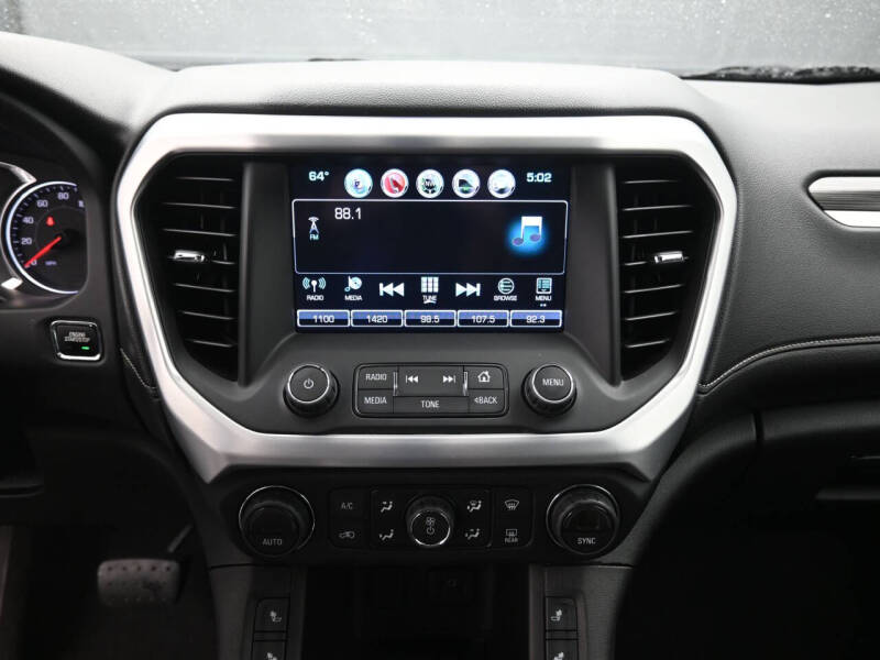 2017 GMC Acadia SLT-1