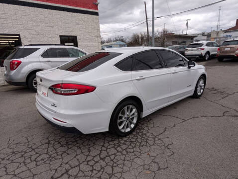 2019 Ford Fusion Hybrid SE