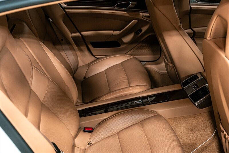 2013 Porsche Panamera S