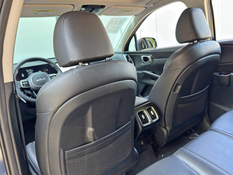 2024 Kia Sorento S