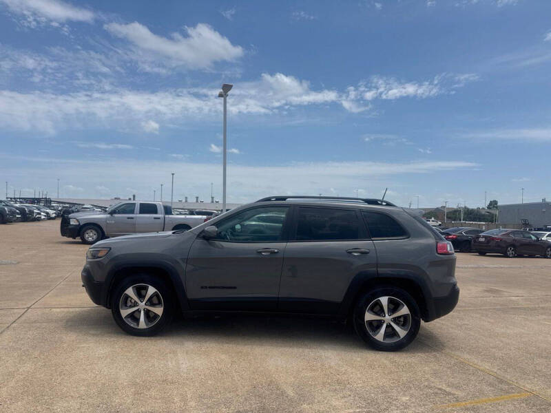 2020 Jeep Cherokee Latitude