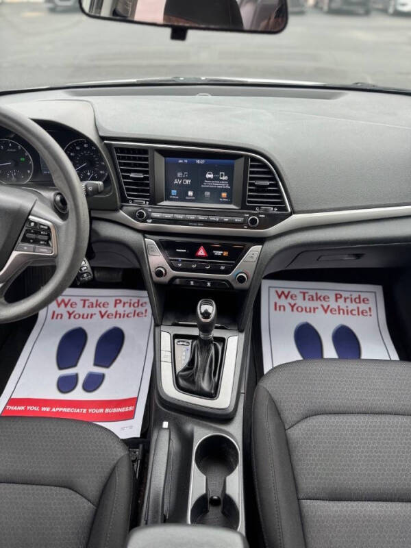 2018 Hyundai Elantra SEL