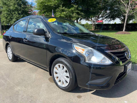 2015 Nissan Versa for sale at UNITED AUTO WHOLESALERS LLC in Portsmouth VA